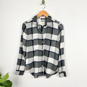 American Eagle Women's Ahh-Mazingly Soft Plaid Slim Fit Flannel Shirt Sz M